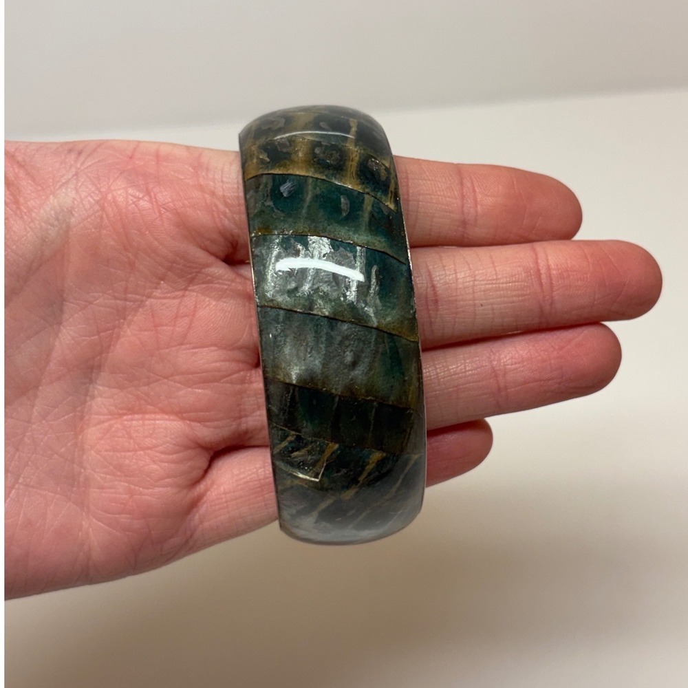 Teal Green Faux Crocodile Skin Resin Bangle Bracelet Silver Tone Lining 7.75 In